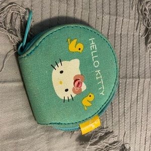 Hello kitty coin purse